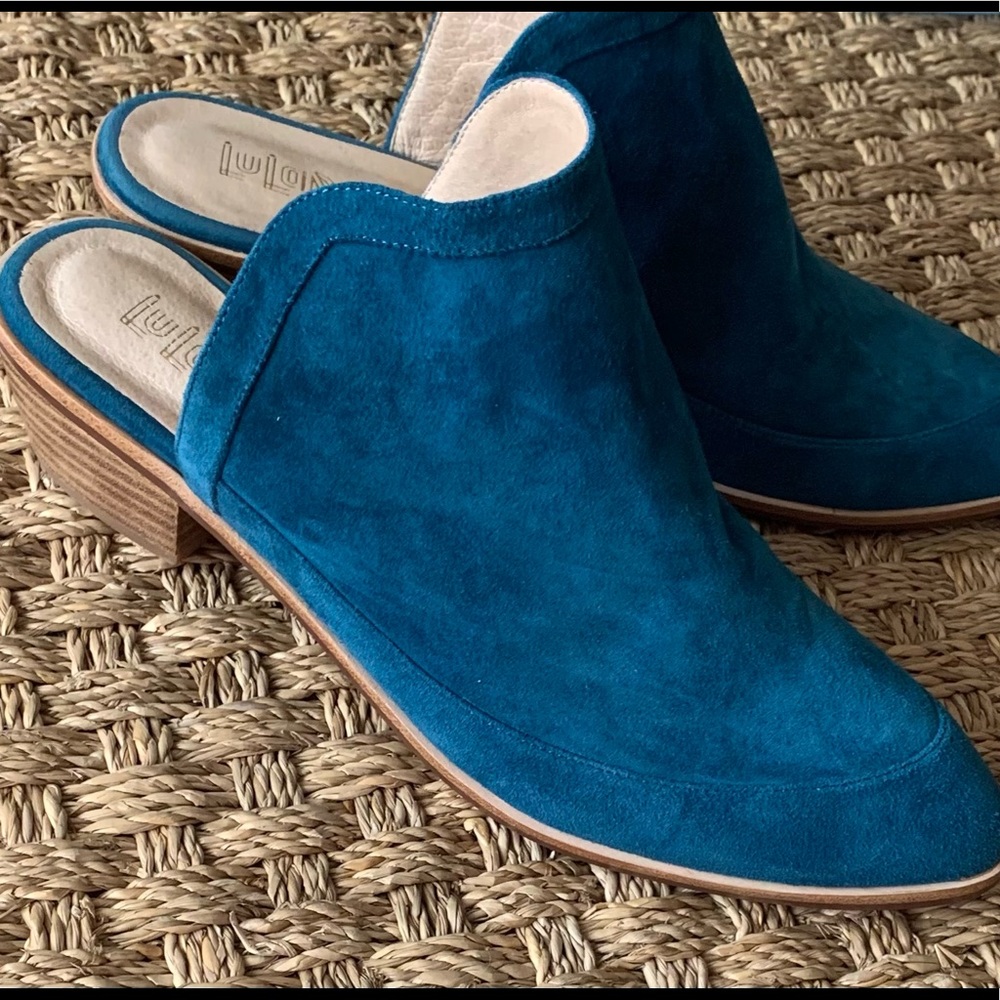 🦋LuLaRoe Laura size 12 mules🦋